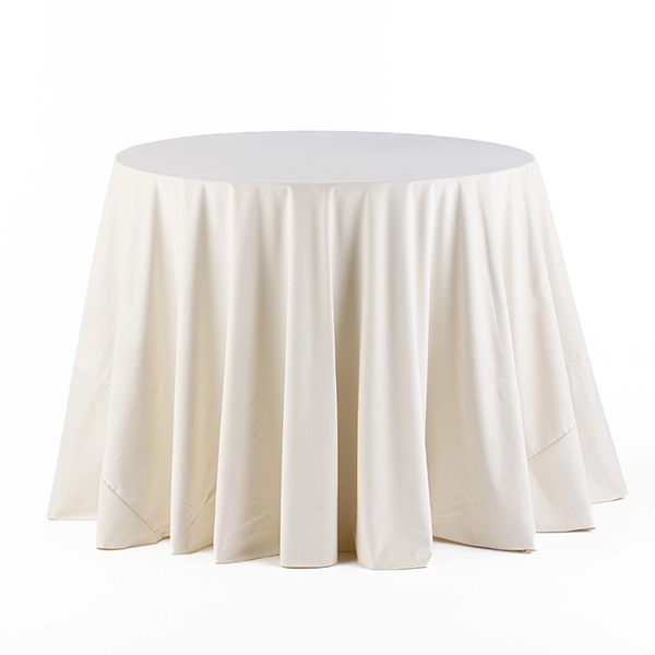 A View of Velvet Pearl Full Table linen